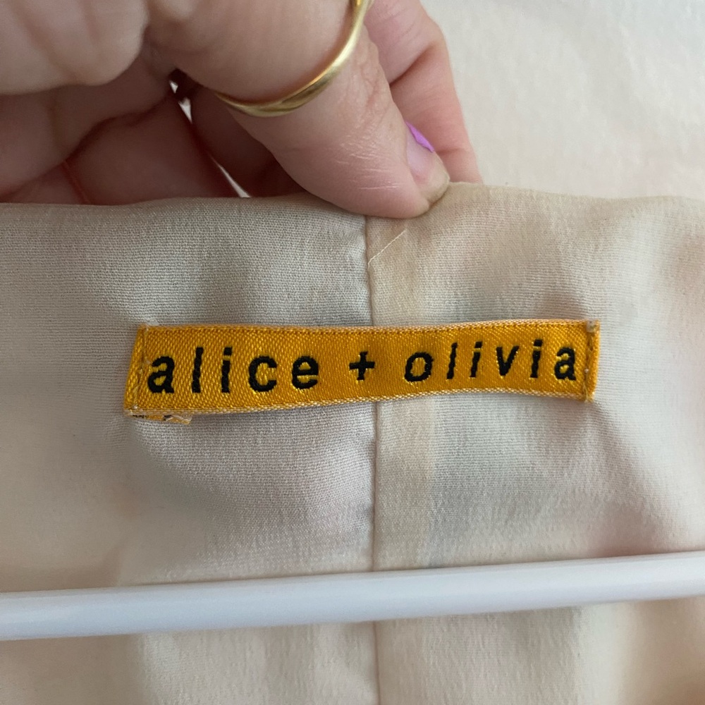 Alice + Olivia Cream Floral Dress - Picture 2 of 4